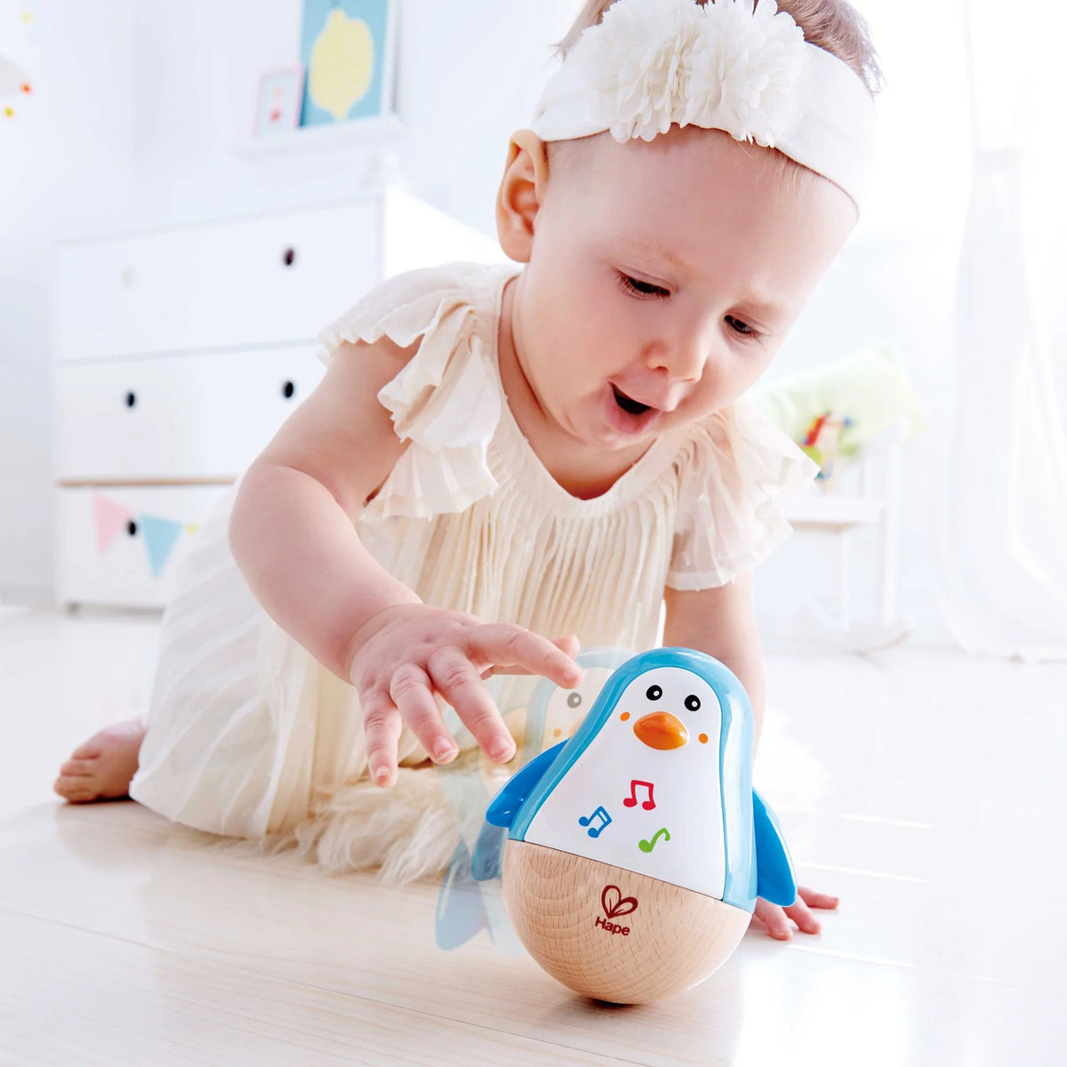 פינגווין קסם מוזיקלי נחום תקום  - HAPE