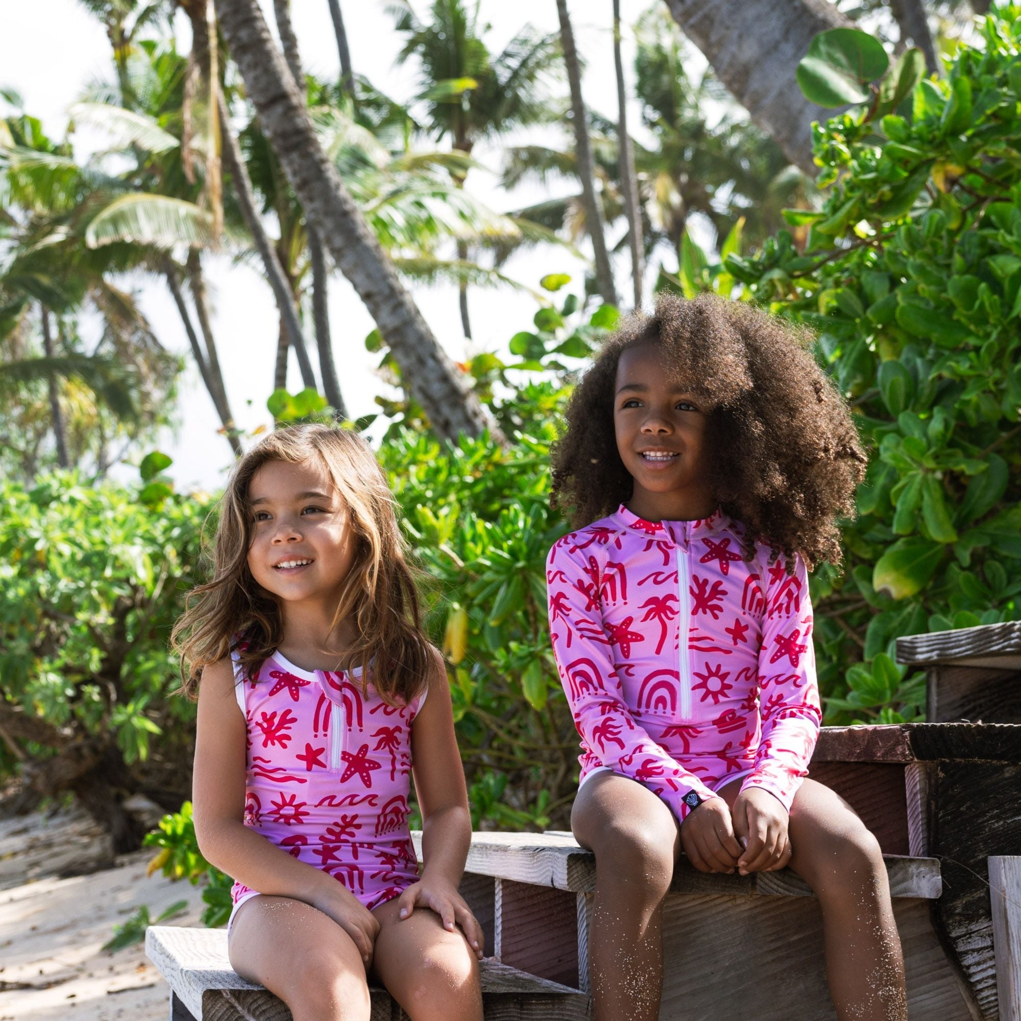 בגד ים שלם ללא שרוולים Tropical Vibes Pink