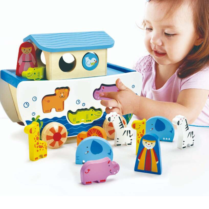 צעצוע גרירה והתאמת צורות תיבת נח - HAPE
