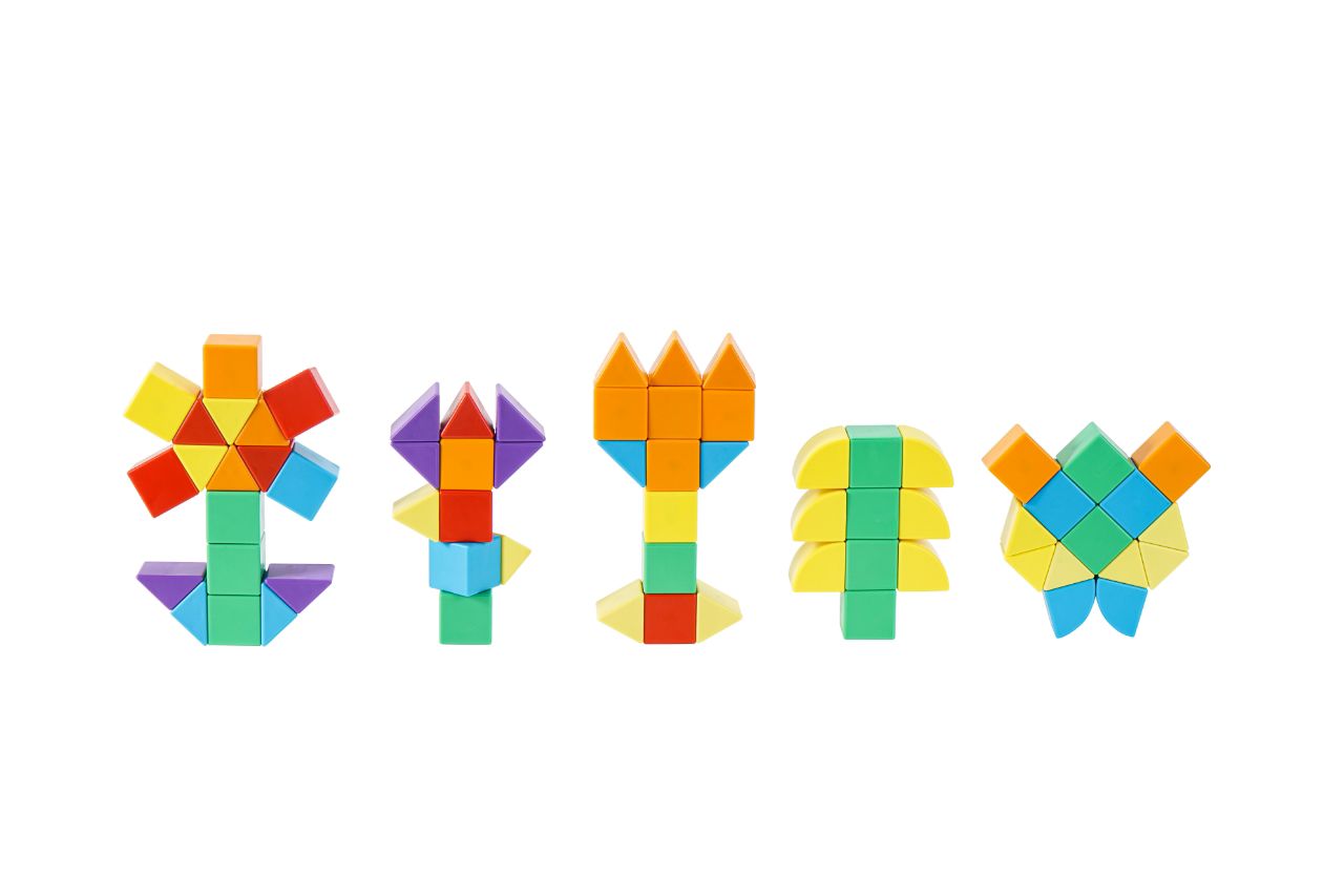 משחק קוביות מגנטיות גדולות - 42 חלקים