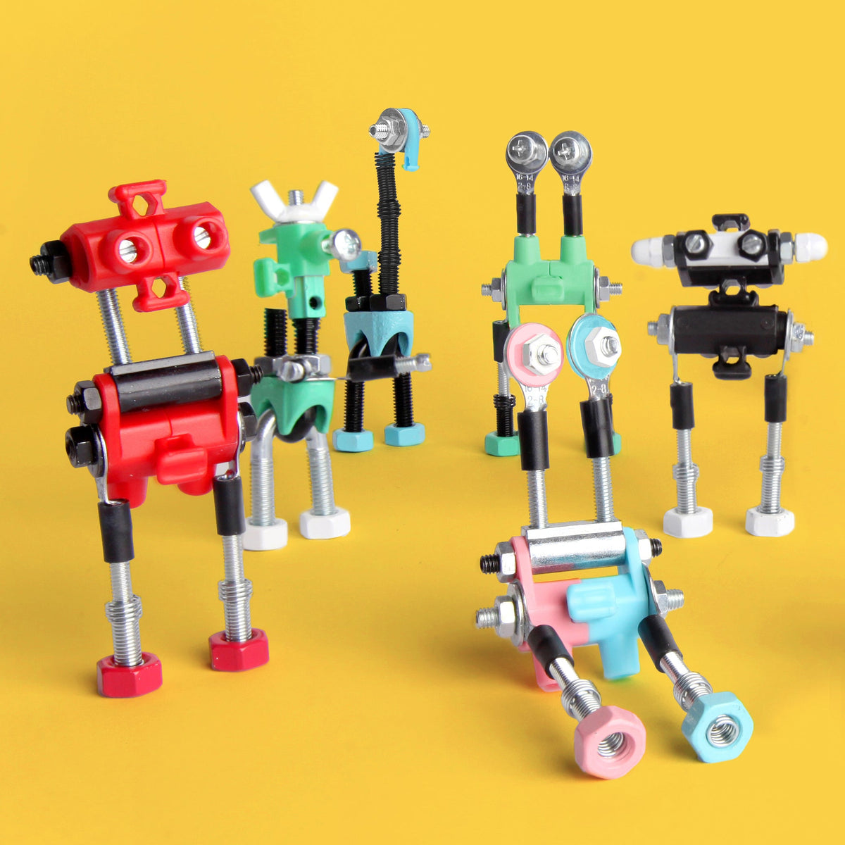 ערכת LIL' ROBOTS ליצירת רובוטים קטנים - STRECHBIT