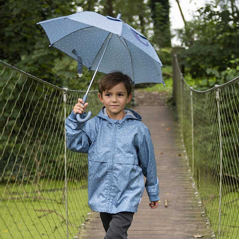 Raincoat_elephant_006_1
