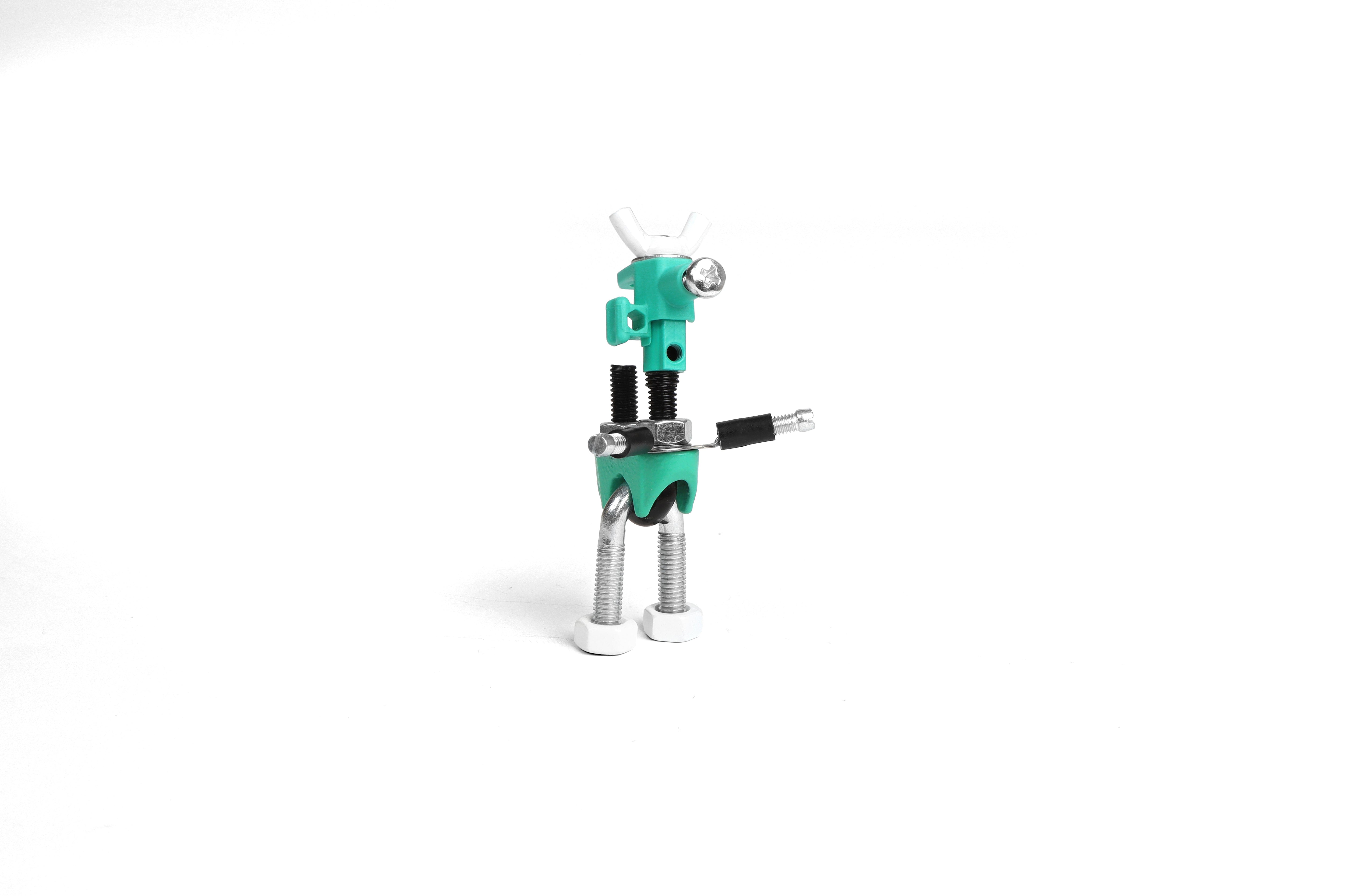 ערכת LIL' ROBOTS ליצירת רובוטים קטנים - SPROUTBIT